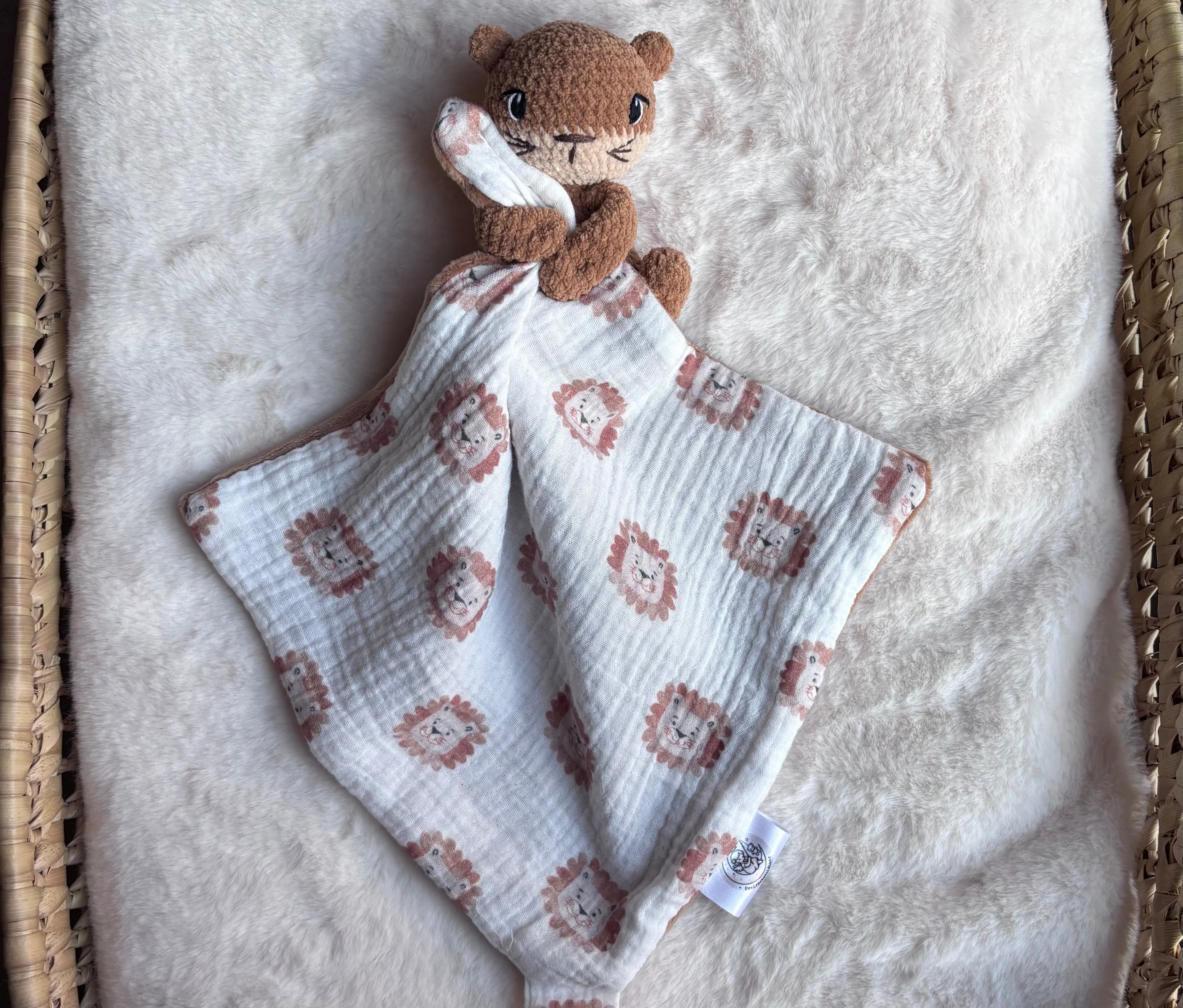 Doudou câlin loutre