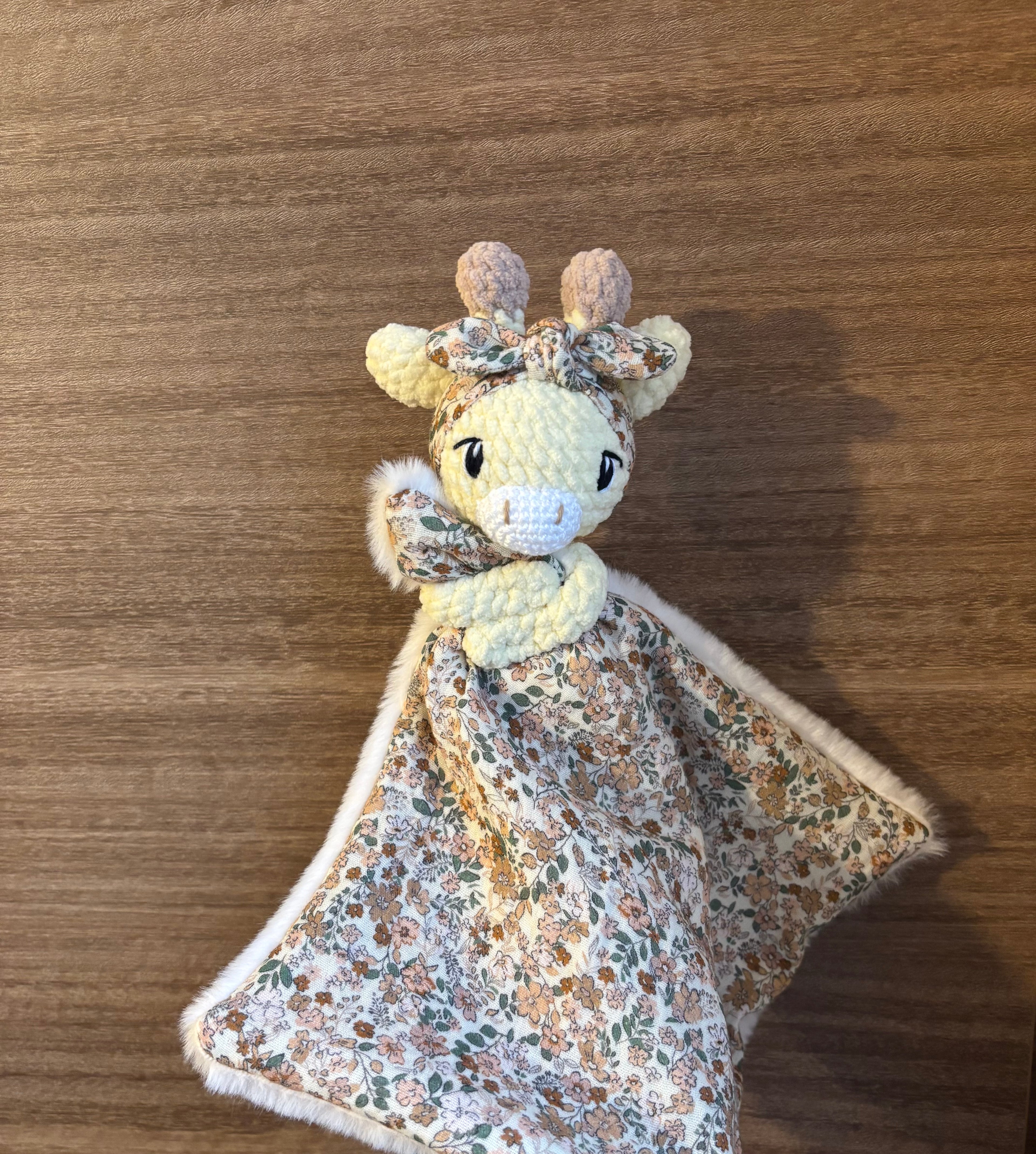 Doudou girafe ancienne version avec bandeau cheveux
