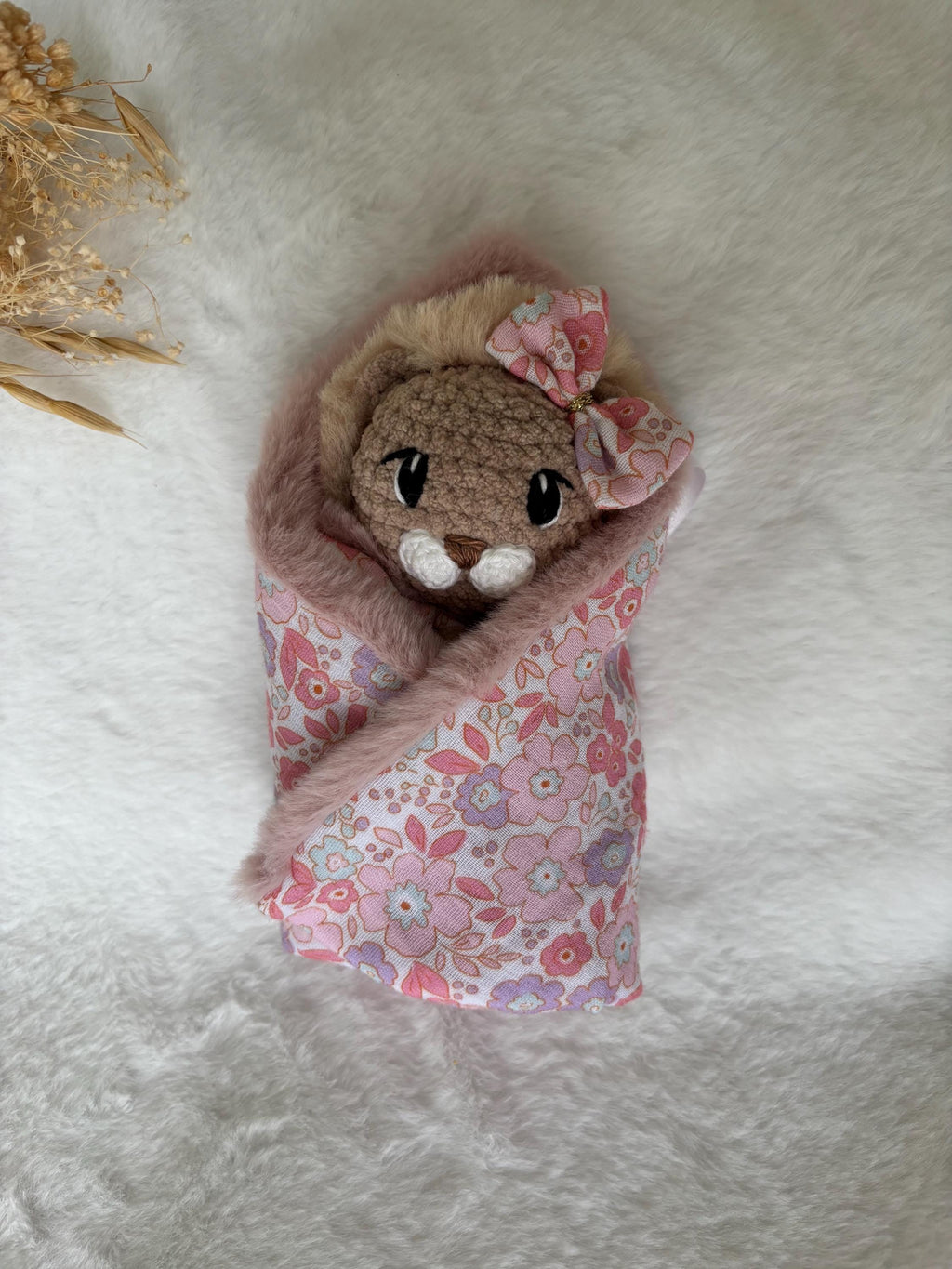 Doudou lion avec noeud