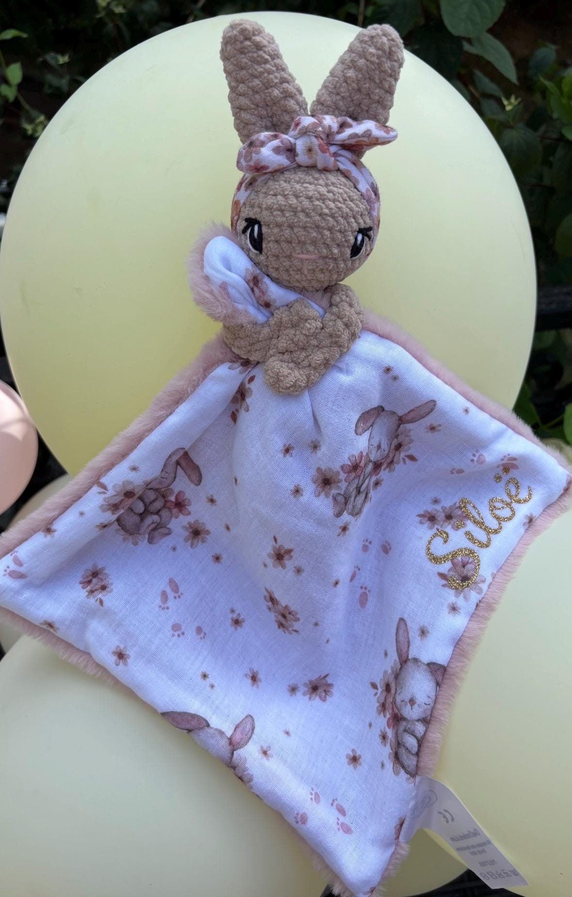 Doudou lapin avec bandeau