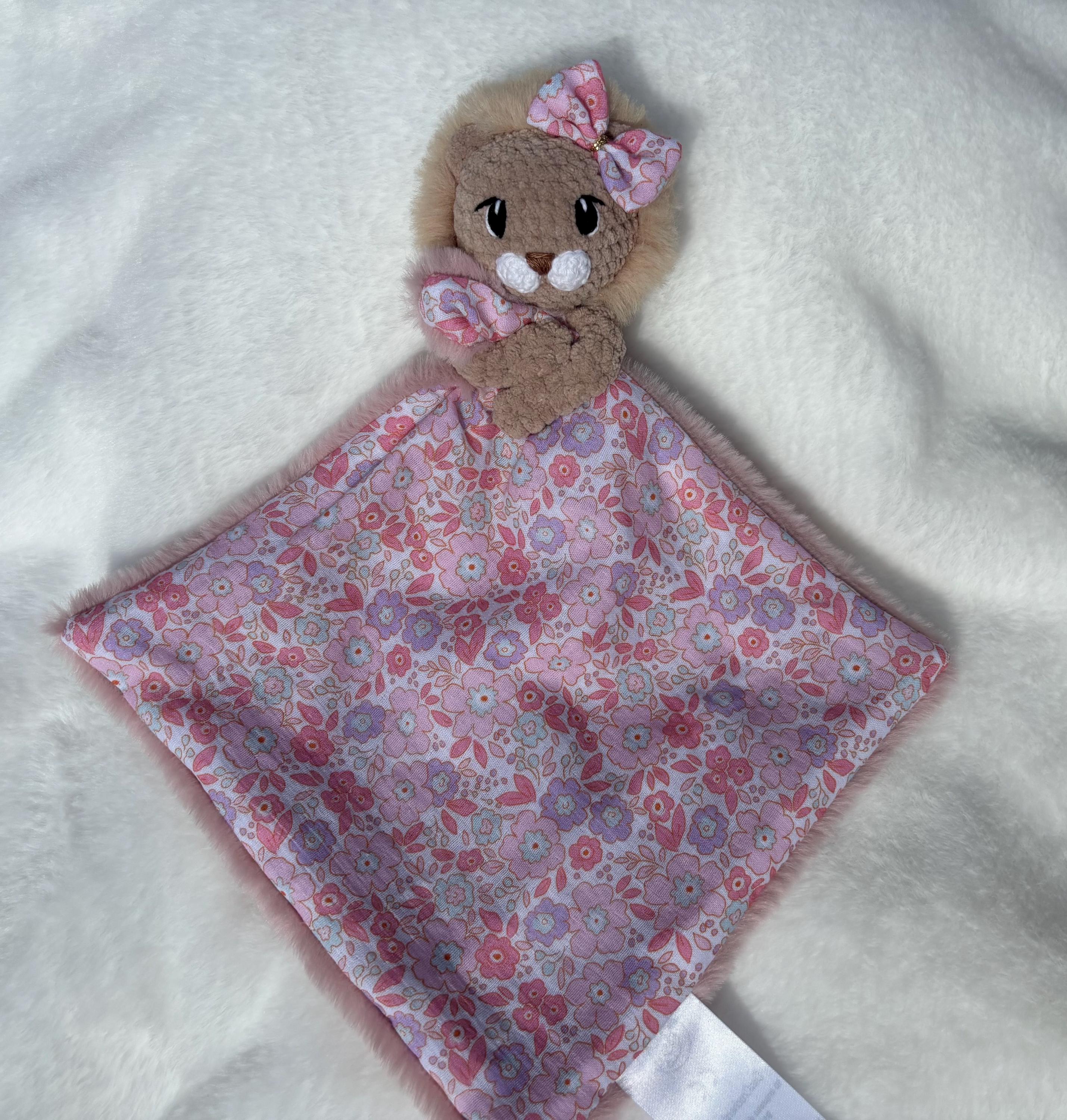 Doudou lion avec noeud